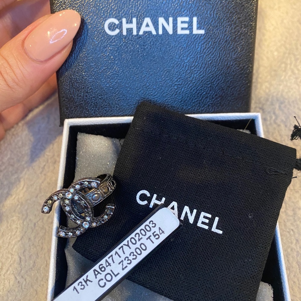 Chanel Logo Silver Threads Ring
